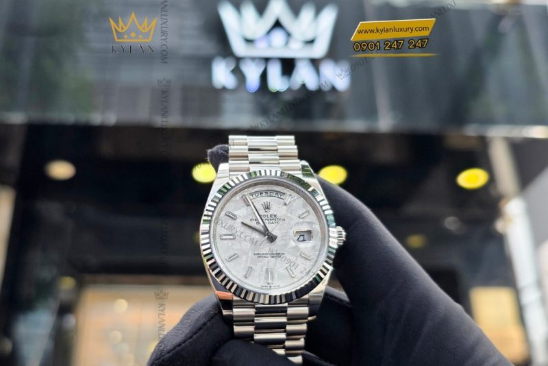 Đồng hồ Rolex Day Date 40 mặt số thiên thạch 228239-0055