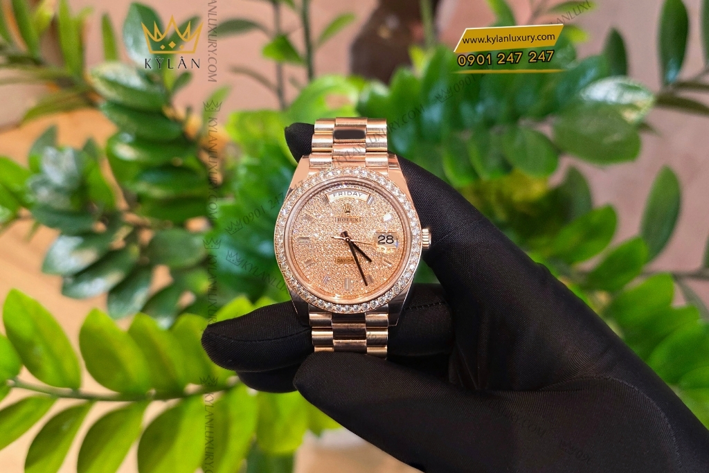 Kỳ Lân Luxury dong ho rolex day date 40 m228345rbr 0002 mat so dinh kim cuong 11 Đồng hồ Rolex Day Date 40 mặt số kim cương 228345RBR-0002