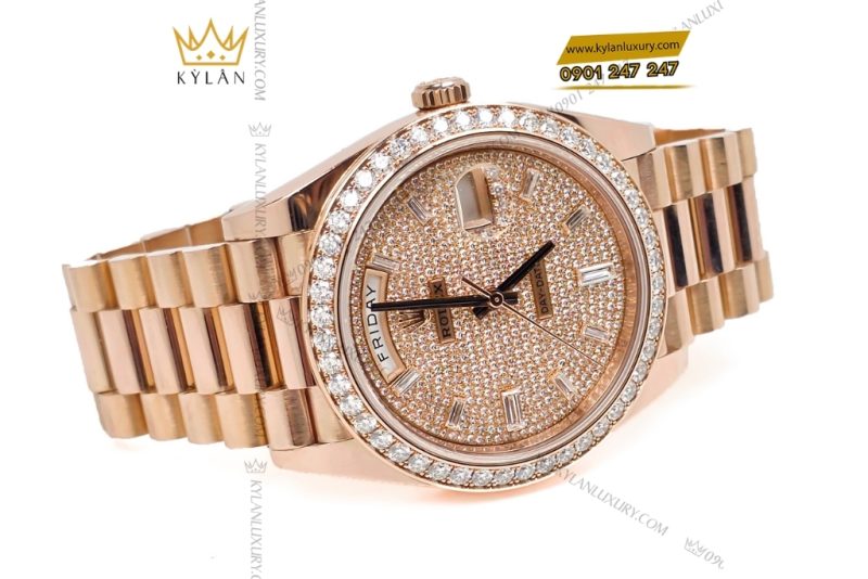 Đồng hồ Rolex Day Date 40 mặt số kim cương 228345RBR-0002