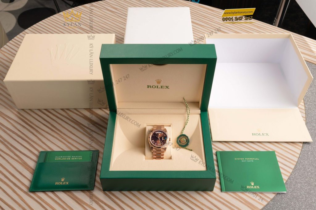 Kỳ Lân Luxury dong ho rolex day date 40mm rose gold 228235 0002 3 Đồng hồ Rolex Day Date 40 chocolate cọc La Mã 228235-0002