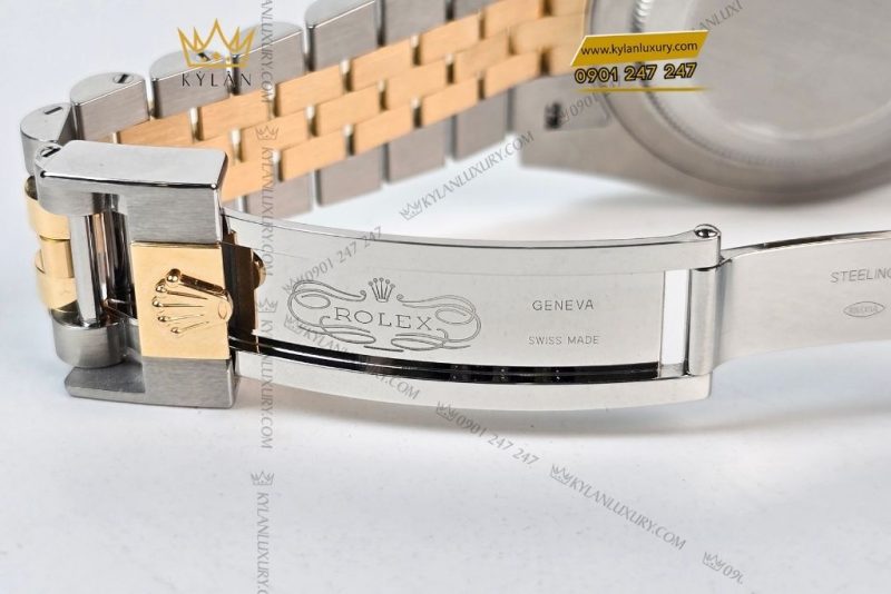 Đồng hồ Rolex GMT-Master II 126713GRNR-0001 mặt số đen