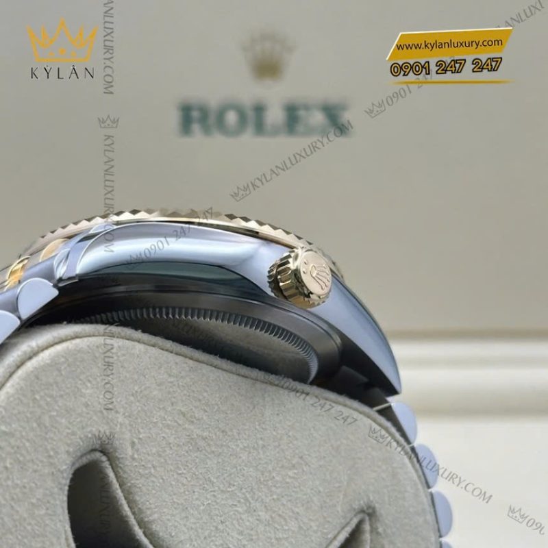 Đồng hồ Rolex Sky Dweller mặt số đen 336933-0004