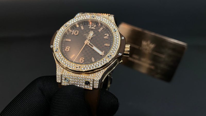 Kỳ Lân Luxury hublot big bang 38 cappuccino re Nhẫn nữ vàng nguyên khối Au750 đính đá quý vàng