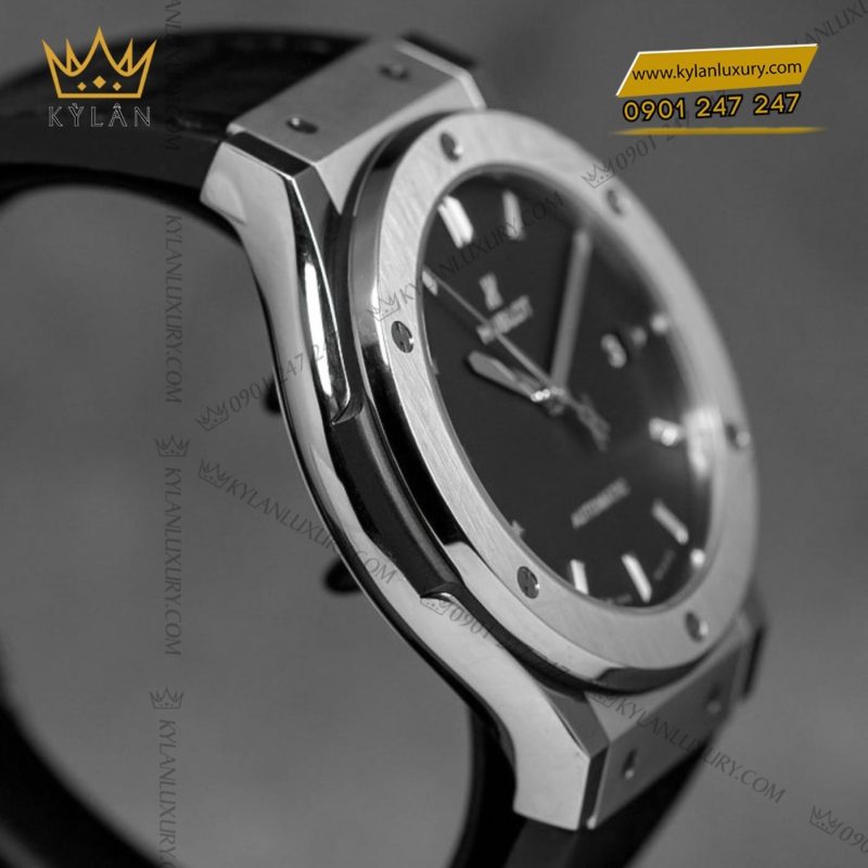 Đồng hồ Hublot Classic Fusion Titanium 45mm dây da cá