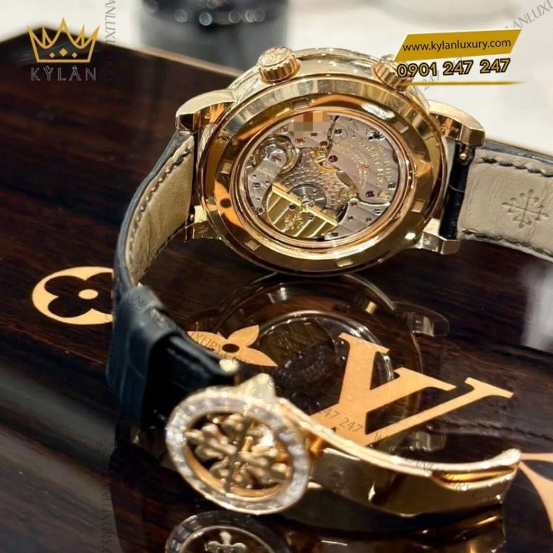 Đồng hồ Patek Philippe thiên văn vành kim 6104R-001