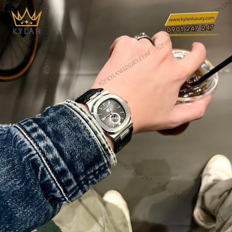Đồng hồ Patek Philippe Nautilus Moonphase 5726A-001