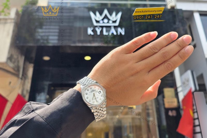 Đồng hồ Rolex Datejust 36 126284RBR-0011 mặt khảm trai, bezel đính kim cương