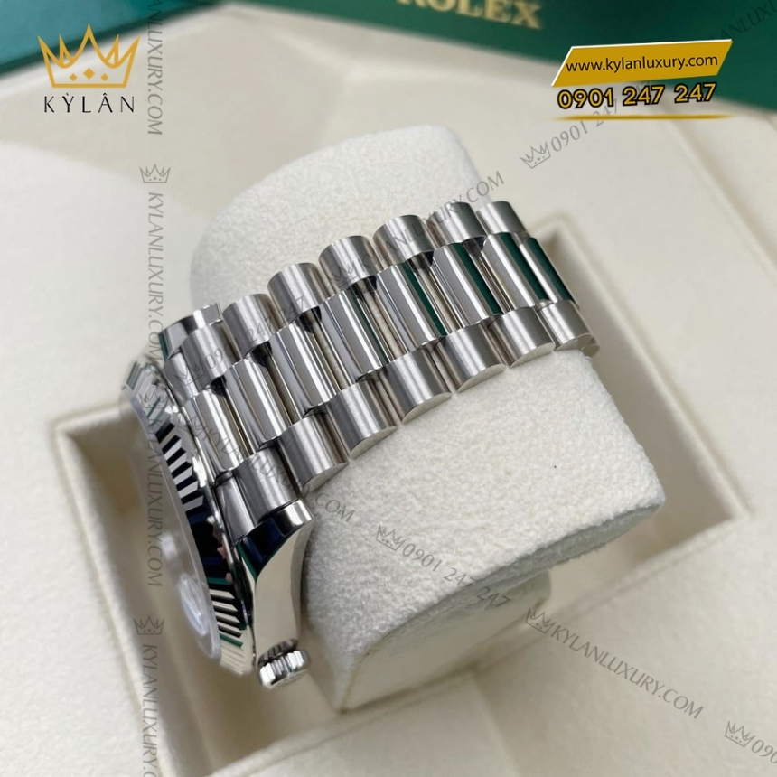 Kỳ Lân Luxury rolex day date 36 vang vang 18 ct m128238 0071 2 1 Đồng hồ Rolex Day Date 40 mặt kim cương 228396TBR-0021