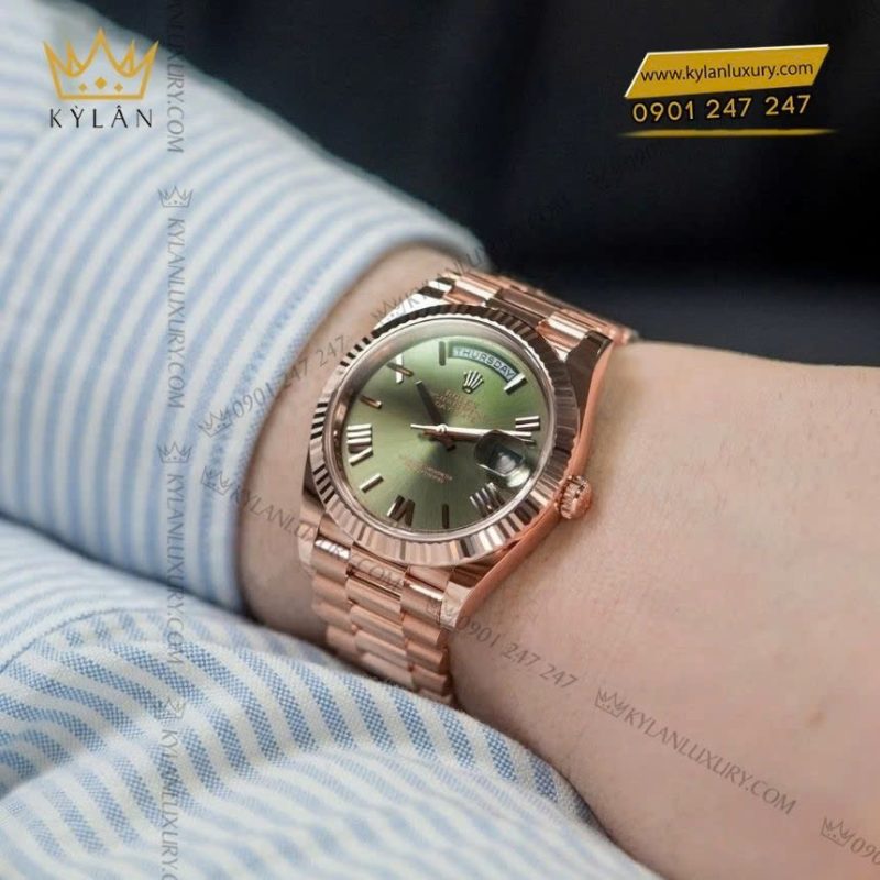 Đồng hồ Rolex Day-Date 40 228235-0025 vàng Everose, mặt số xanh Olive