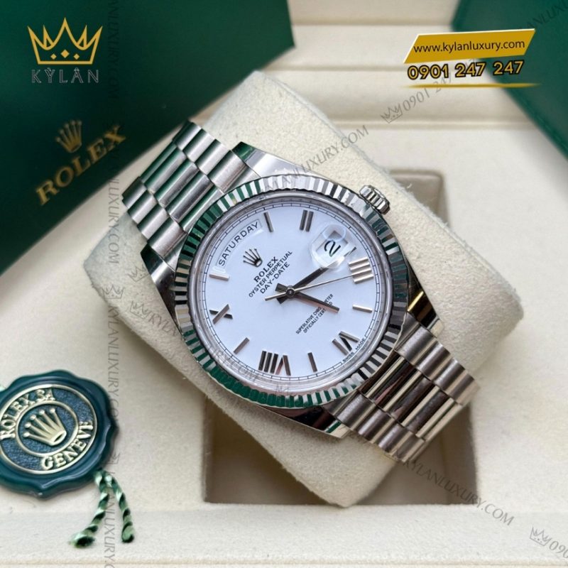 Đồng hồ Rolex Day Date 40 mặt trắng cọc La Mã 228239-0046