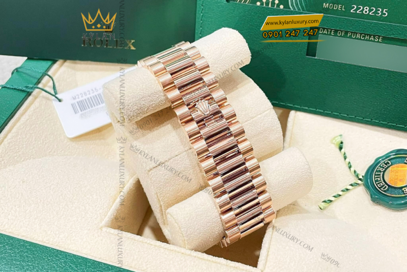 Đồng hồ Rolex Day-Date 228235-0045 Eisenkiesel Dial mặt số thạch anh nạm kim cương