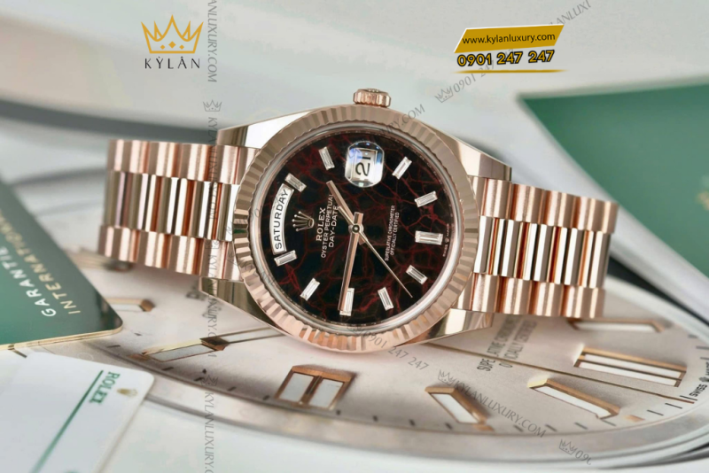 Đồng hồ Rolex Day-Date 228235-0045 Eisenkiesel Dial mặt số thạch anh nạm kim cương