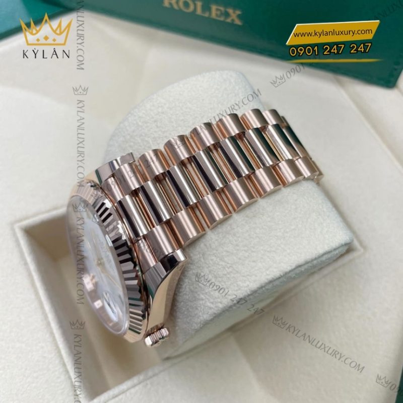 Đồng hồ Rolex Day Date 40 mặt trắng cọc La Mã 228235-0032