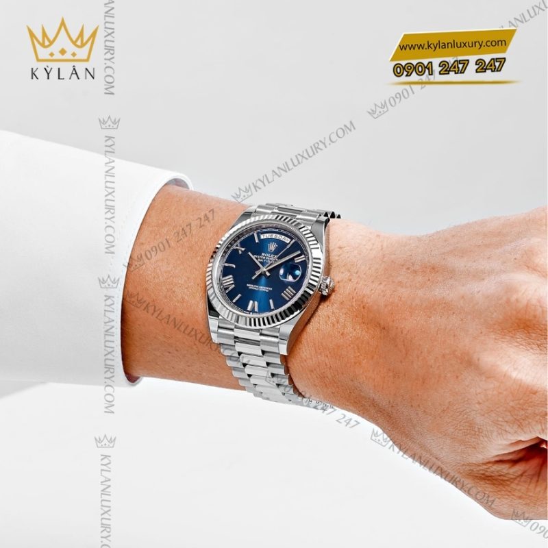 Đồng hồ Rolex Day Date 40 mặt xanh cọc La Mã 228239-0007