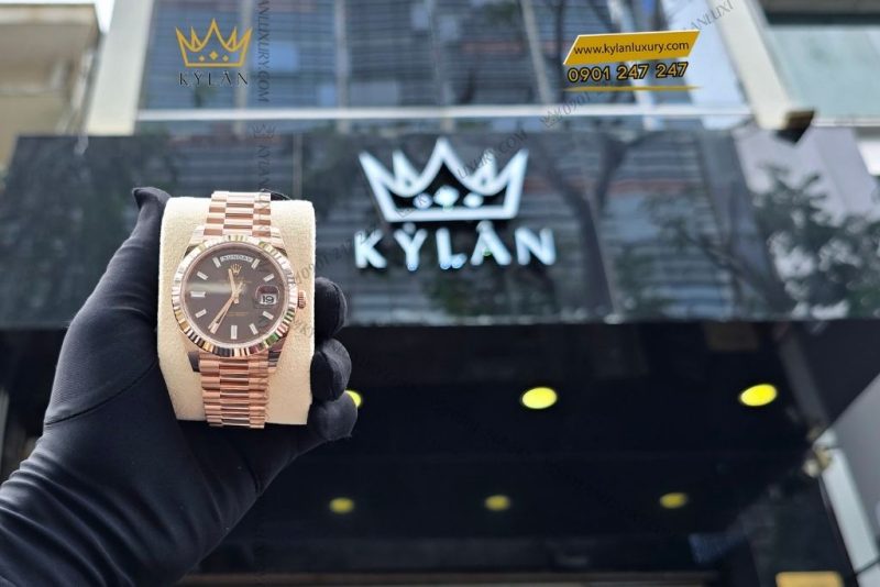 Đồng Hồ Rolex Day-Date Chocolate 228235-0003 Rose Gold