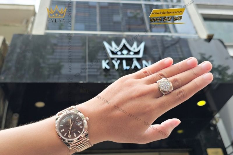 Đồng Hồ Rolex Day-Date Chocolate 228235-0003 Rose Gold