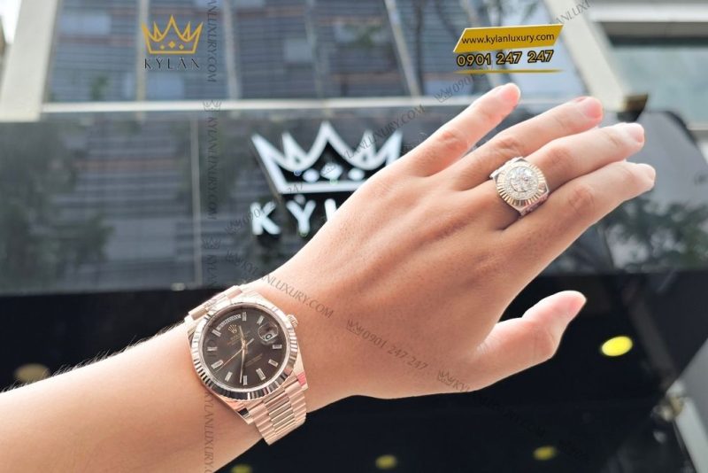 Đồng Hồ Rolex Day-Date Chocolate 228235-0003 Rose Gold