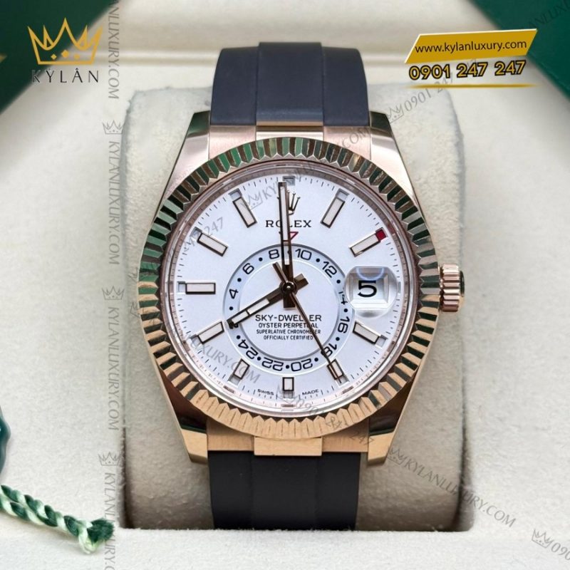 Đồng hồ Rolex Sky Dweller mặt trắng dây cao su 326235-0004