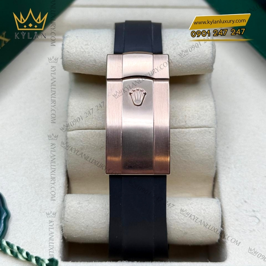 Kỳ Lân Luxury rolex sky dweller vang everose 18ct m326235 0004 8 Đồng hồ Rolex Sky Dweller mặt trắng dây cao su 326235-0004