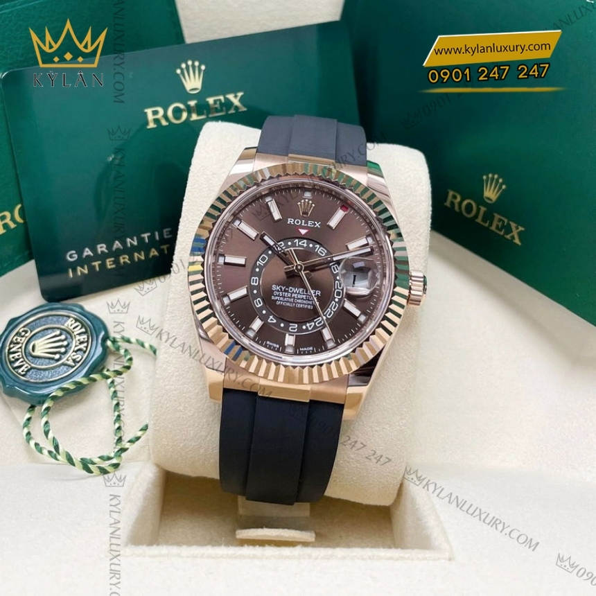 Kỳ Lân Luxury rolex sky dweller vang everose 18ct m326235 0005 6 Đồng hồ Rolex Sky Dweller chocolate dây cao su 326235-0005