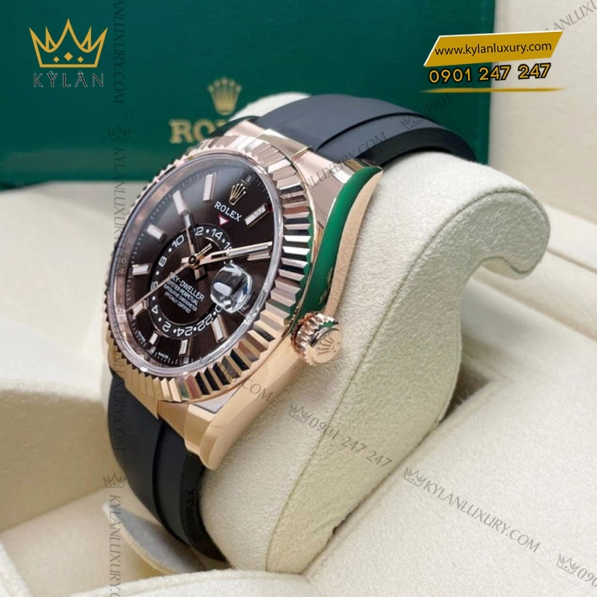 Kỳ Lân Luxury rolex sky dweller vang everose 18ct m326235 0005 8 Đồng hồ Rolex Sky Dweller chocolate dây cao su 326235-0005