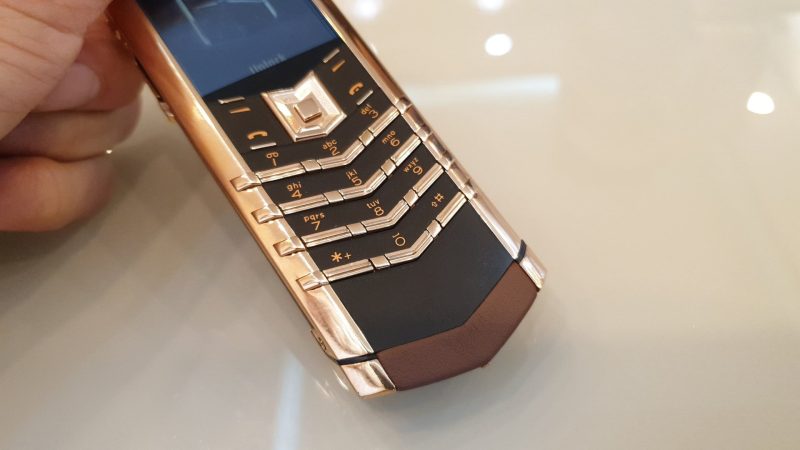 Kỳ Lân Luxury 31d26013 314a 4b95 911c ba4c23cf854f 1 Vertu Signature S Vàng Gold ruột nguyên bản