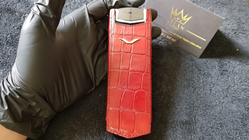 Kỳ Lân Luxury 58574dc0801a7844210b103 1 Vertu Signature S Clous De Paris