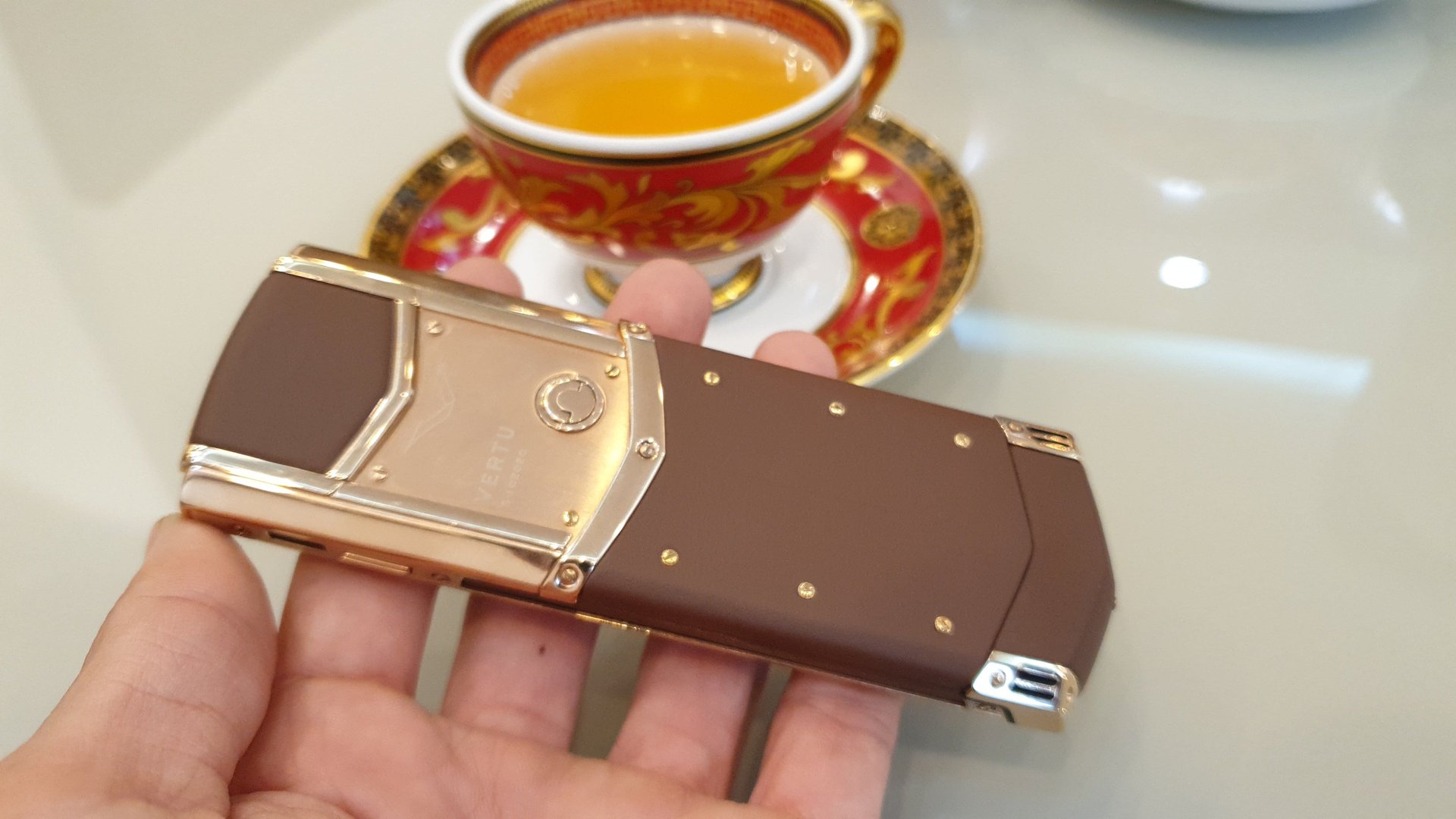 Kỳ Lân Luxury 7a5138a2 0cfb 4fe1 b17f bca72369cd4f Vertu Signature S Vàng Gold ruột nguyên bản