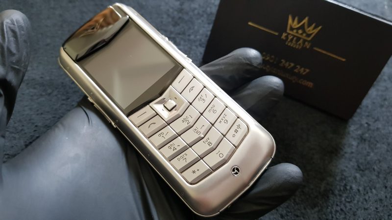 Kỳ Lân Luxury b81b648169cf9291cbde 9a6e0674 38fb 4f42 9b77 2dbf50959314 1 Vertu Constellation 2008 da xanh