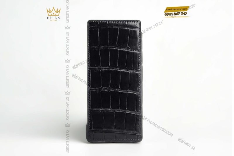 Bao da điện thoại Samsung Z Fold 6 da cá sấu màu đen
