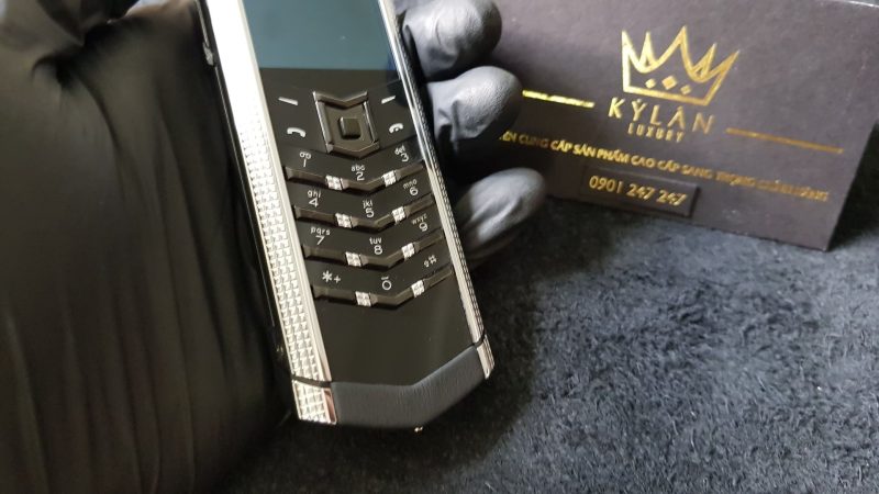 Kỳ Lân Luxury dd0b5ca7917d6923306c80 1 Vertu Signature S Clous De Paris