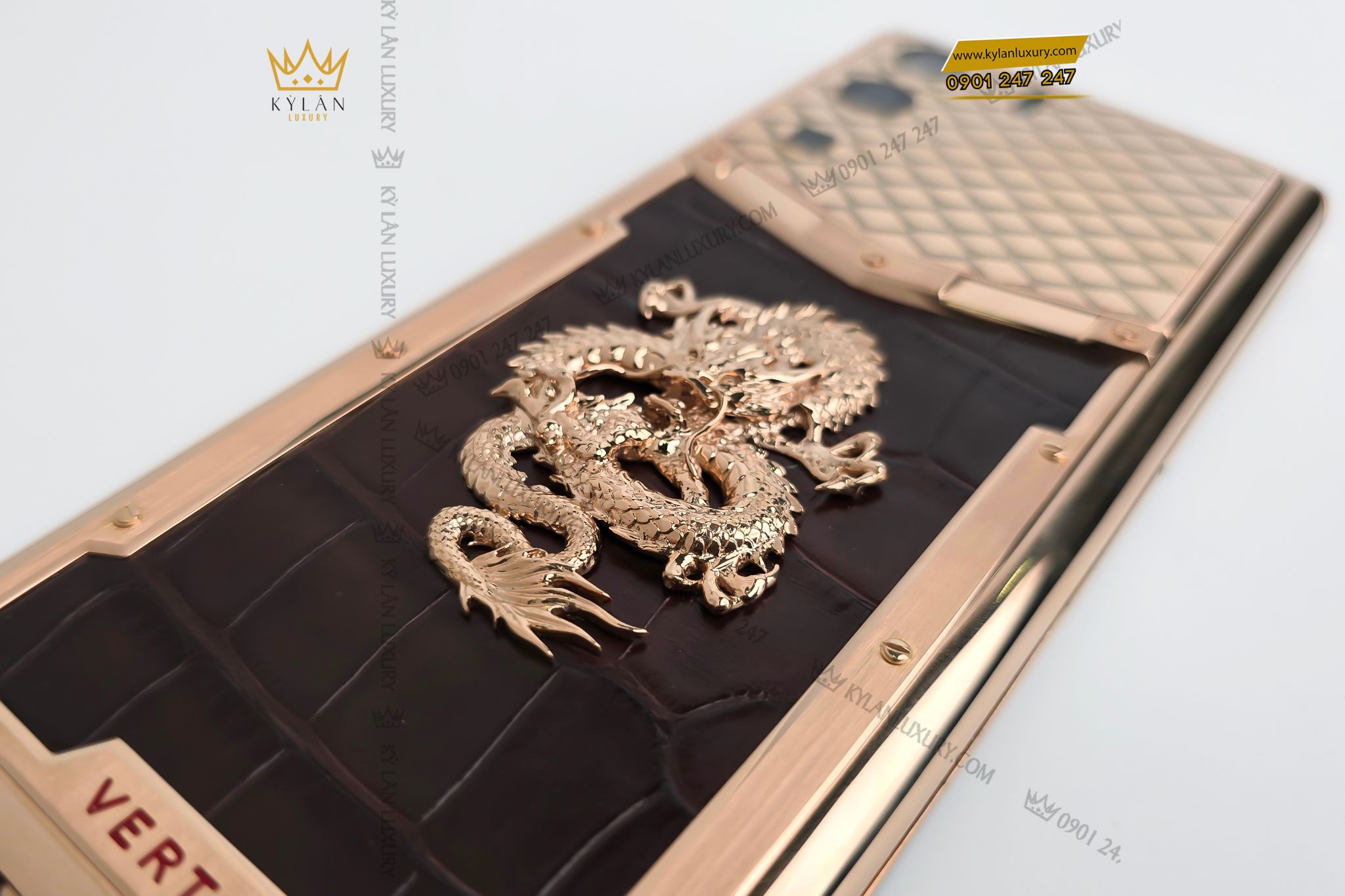 Kỳ Lân Luxury dien thoai Vertu MetaVertu custom 6 Điện thoại Vertu MetaVertu custom rồng vàng phú quý