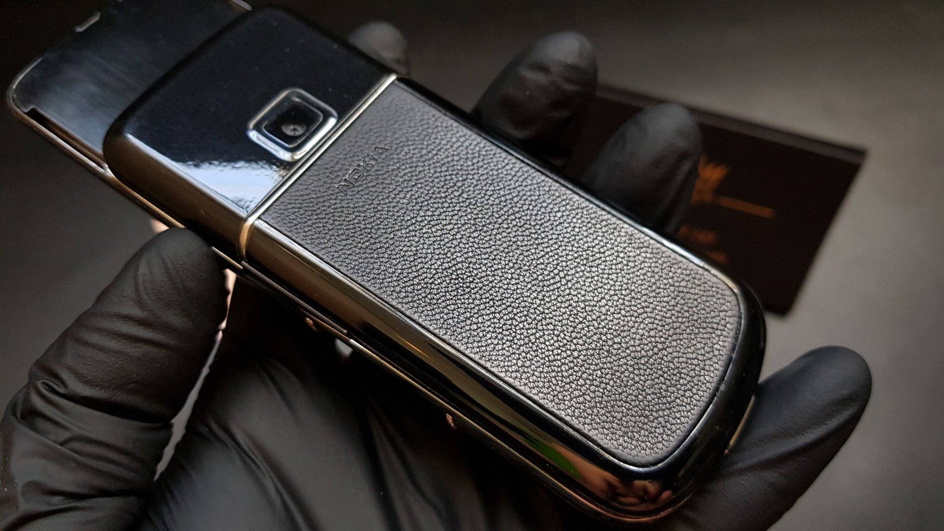Kỳ Lân Luxury nokia 8800 arte sapphire dinh kim cuong 11 Nokia 8800 Arte Sapphire đính kim cương