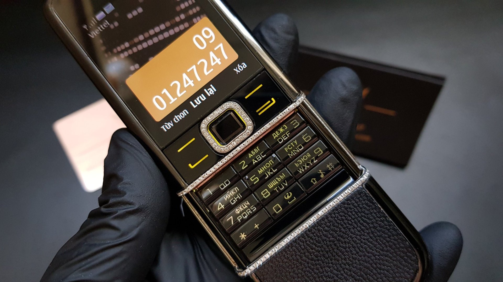 Kỳ Lân Luxury nokia 8800 arte sapphire dinh kim cuong 13 Nokia 8800 Arte Sapphire đính kim cương