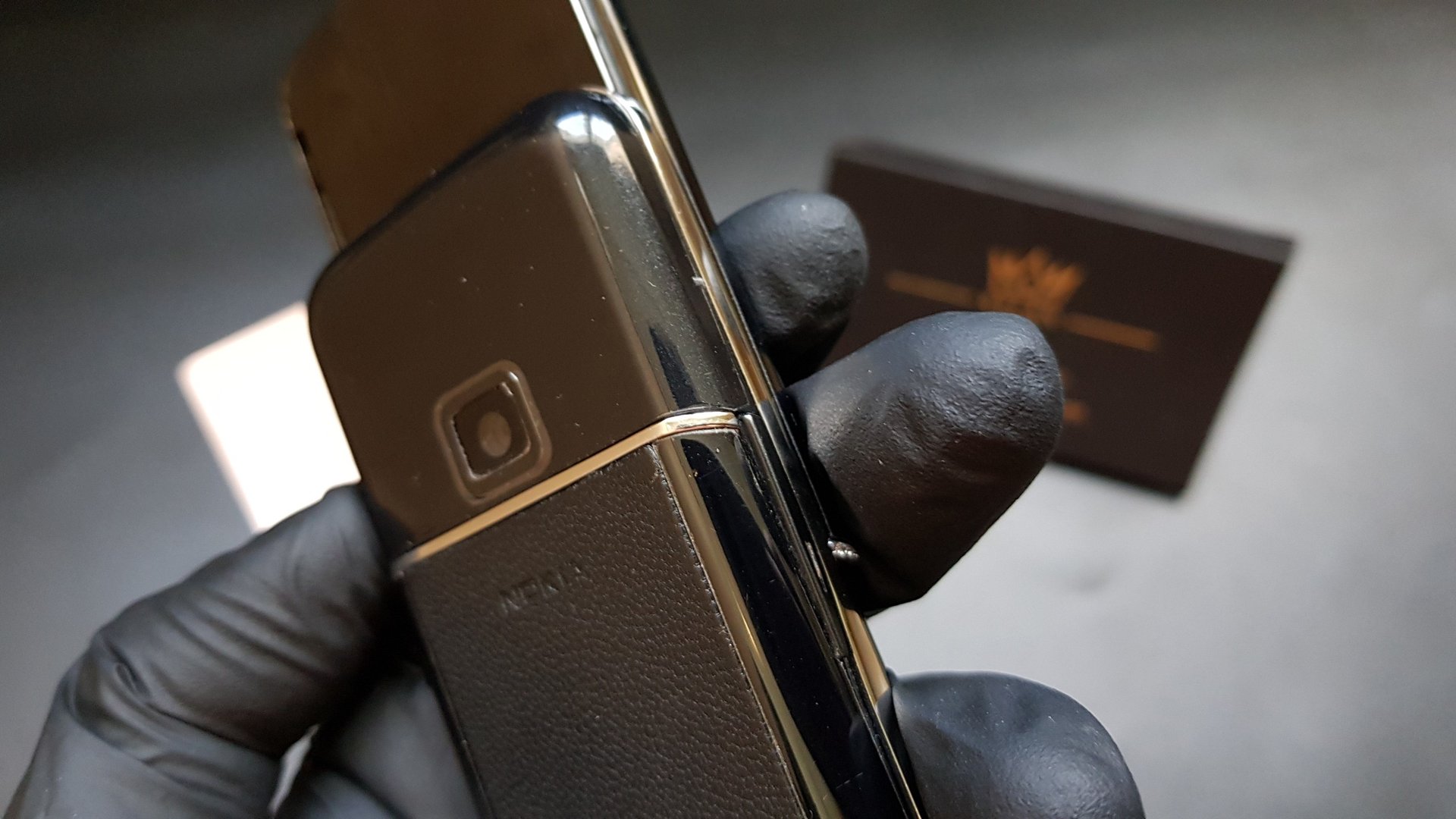 Kỳ Lân Luxury nokia 8800 arte sapphire dinh kim cuong 20 Nokia 8800 Arte Sapphire đính kim cương