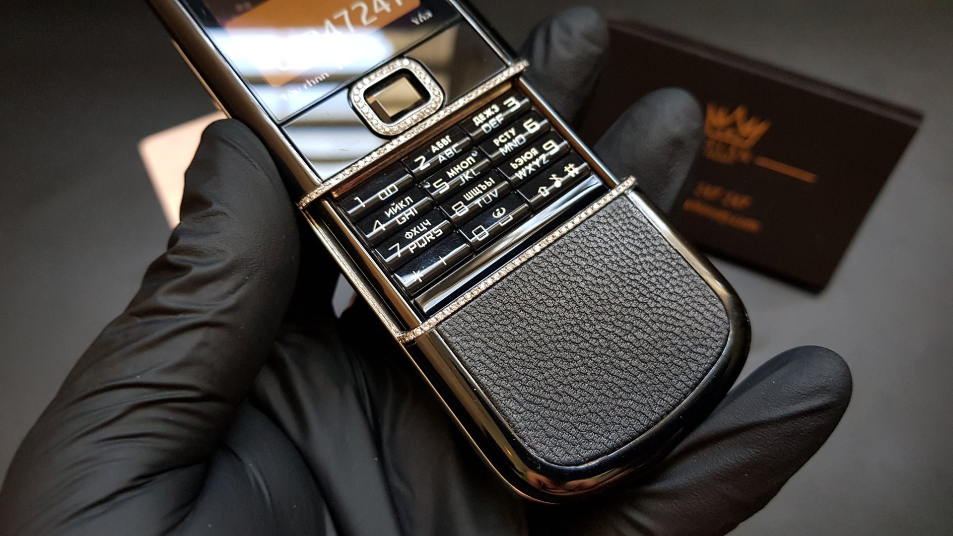Kỳ Lân Luxury nokia 8800 arte sapphire dinh kim cuong 22 Nokia 8800 Arte Sapphire đính kim cương