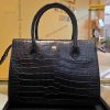 tui-xach-nu-full-da-ca-alligator-black-dinh-logo-vuong-mieng-10