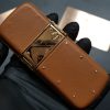 Vertu Constellation bọc vàng da nâu