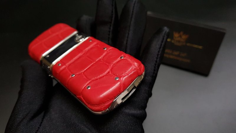 Vertu Constellation da đỏ đẹp 99%