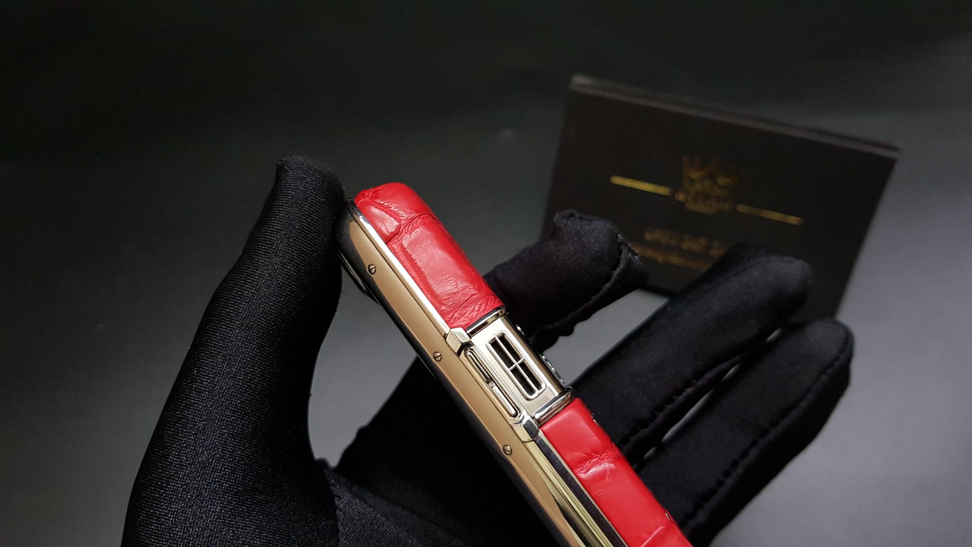 Kỳ Lân Luxury vertu constellation da do 18 Vertu Constellation da đỏ đẹp 99%