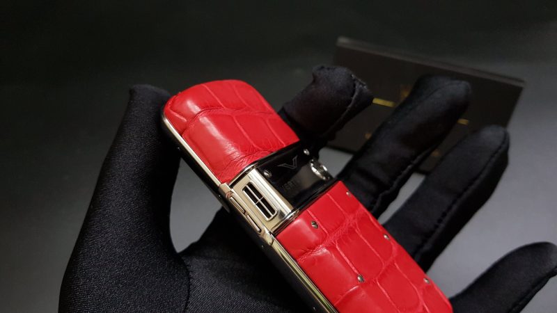 Vertu Constellation da đỏ đẹp 99%