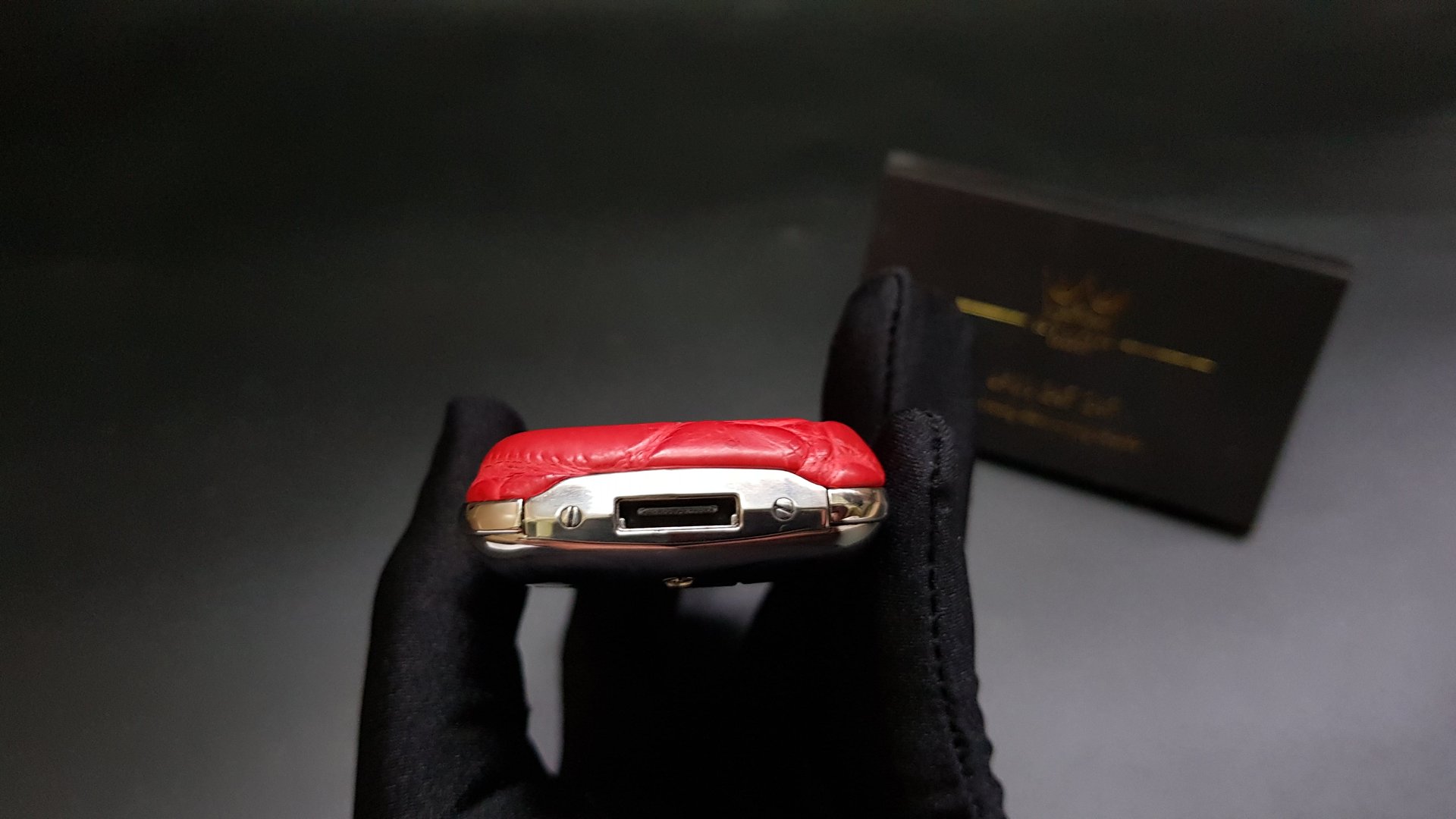 Kỳ Lân Luxury vertu constellation da do 22 Vertu Constellation da đỏ đẹp 99%