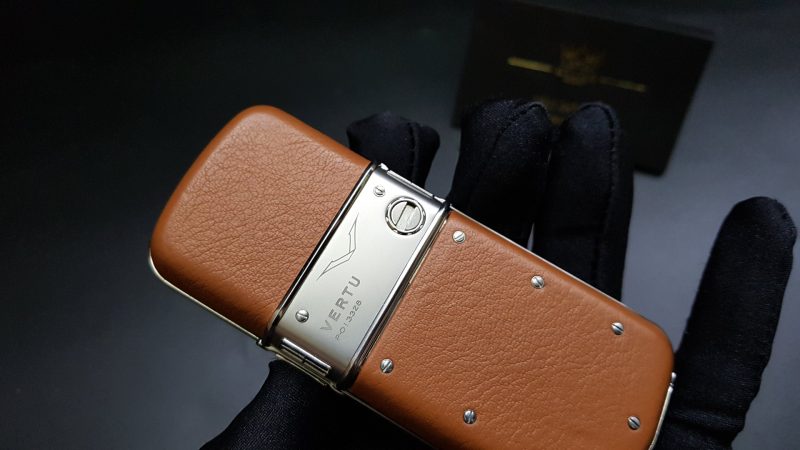 Vertu Constellation bọc da Nâu