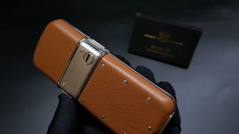 Vertu Constellation bọc da Nâu