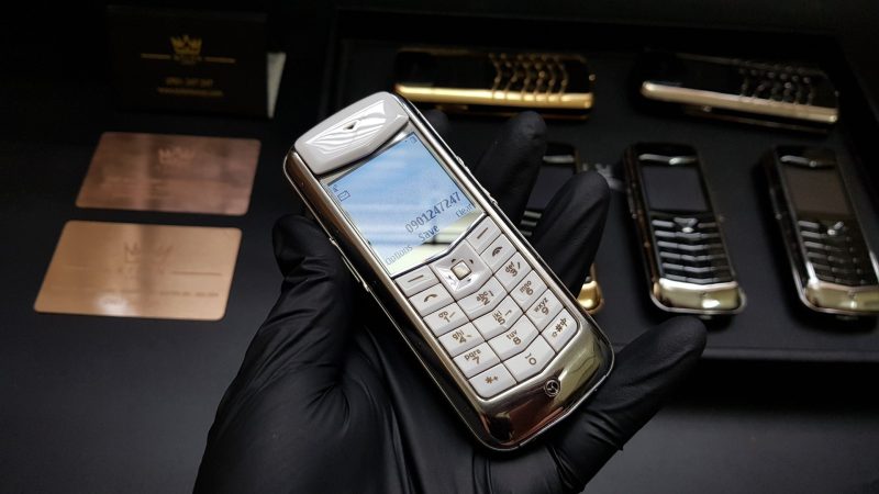 Kỳ Lân Luxury vertu constellation da trang 13 1 Vertu Constellation da trắng