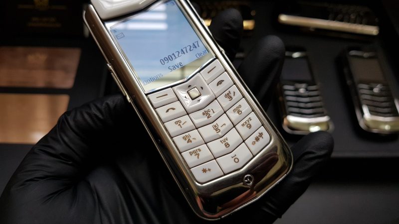 Kỳ Lân Luxury vertu constellation da trang 16 1 Vertu Constellation da trắng