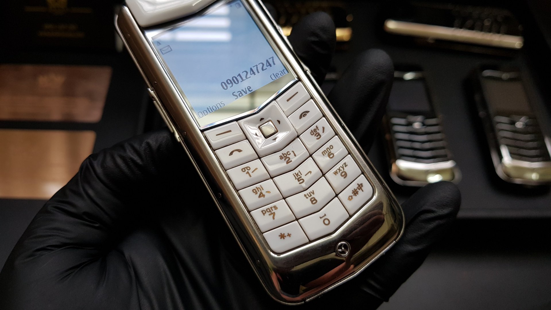 Kỳ Lân Luxury vertu constellation da trang 16 Vertu Constellation da trắng