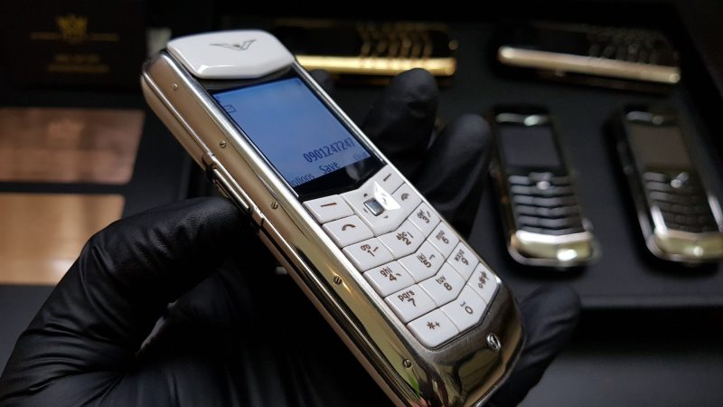 Kỳ Lân Luxury vertu constellation da trang 24 1 Vertu Constellation da trắng