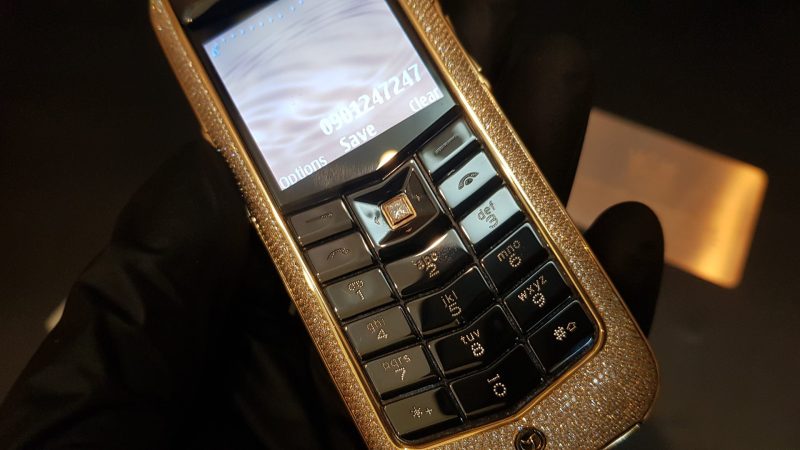 Kỳ Lân Luxury vertu constellation dinh full kim cuong da van ca sau 13 1 Vertu Constellation đính full kim cương da vân cá sấu