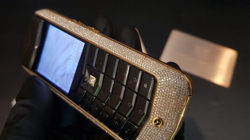 Kỳ Lân Luxury vertu constellation dinh full kim cuong da van ca sau 21 1 Vertu Constellation đính full kim cương da vân cá sấu